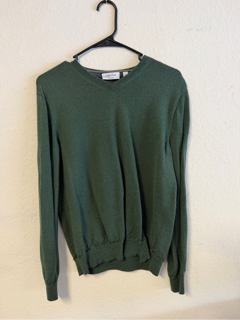 Calvin Klein Men's Green Italian Merino Vneck Sweater Sz M